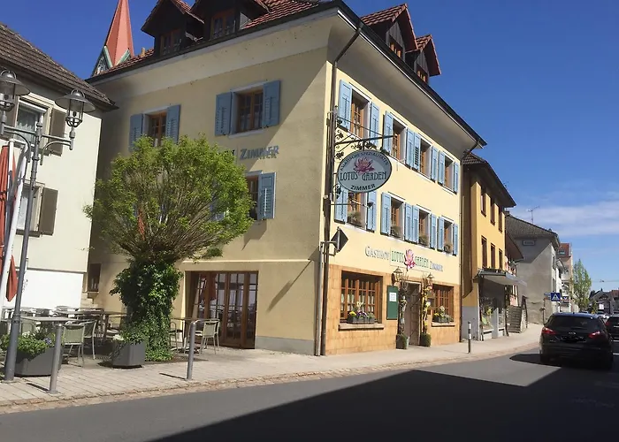 Otel Lotus Garden 2*